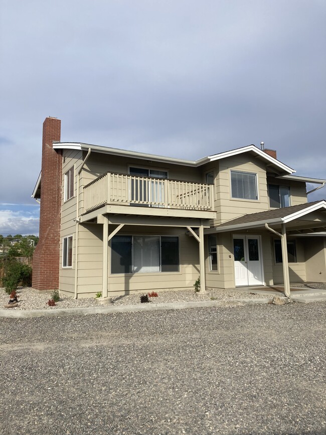 property at 2540 Fremont St