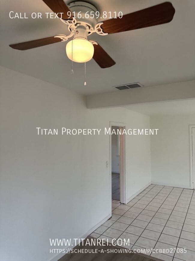 4116 Howard Ave in Sacramento, CA - Building Photo - Building Photo