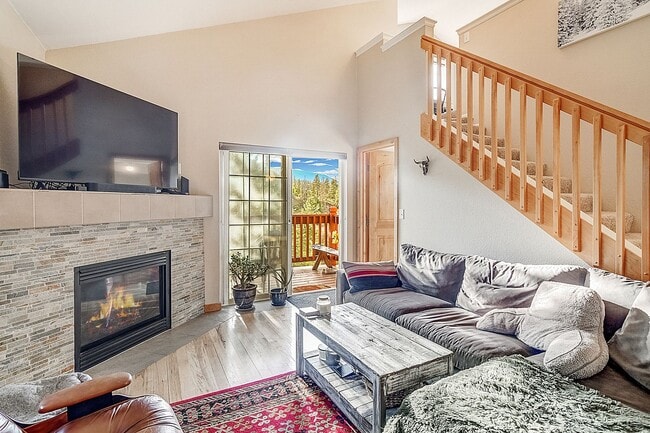 property at 93 Pelican Cir