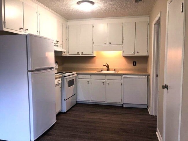 226 Huffaker Rd NW in Rome, GA - Building Photo - Building Photo