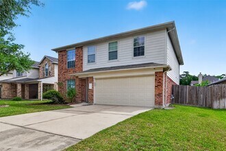 31722 Royal Woods Ct in Conroe, TX - Building Photo - Building Photo