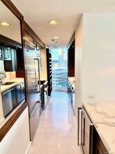 1 Renaissance Square in White Plains, NY - Building Photo - Building Photo