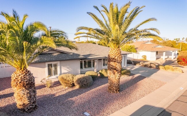 6838 E Almeria Rd in Scottsdale, AZ - Building Photo - Building Photo