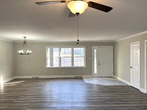 4075 Meadowbrook Dr in Macon, GA - Building Photo - Building Photo
