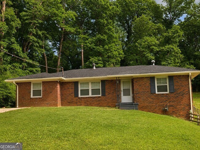 property at 2928 Belleau Ln SE