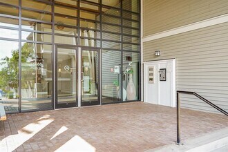 6688-6120 120 St in Surrey, BC - Building Photo - Building Photo