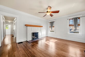 139 E Lake Terrace SE in Atlanta, GA - Building Photo - Building Photo