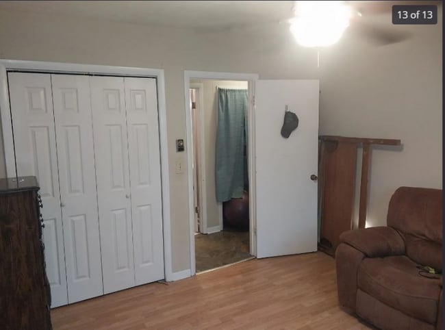 1014 Greenville Hwy in Hendersonville, NC - Foto de edificio - Building Photo