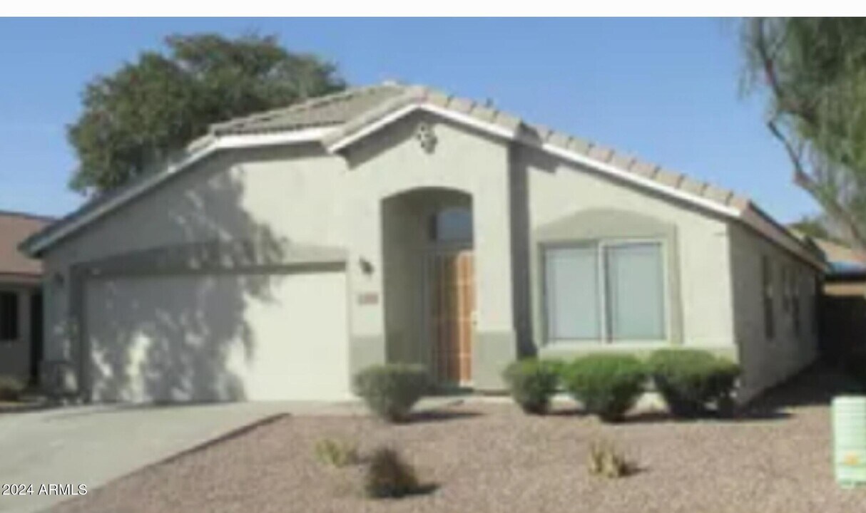 13400 W Ventura St in Surprise, AZ - Building Photo