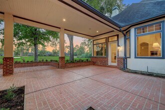 22 New Green Ct in Houston, TX - Building Photo - Building Photo