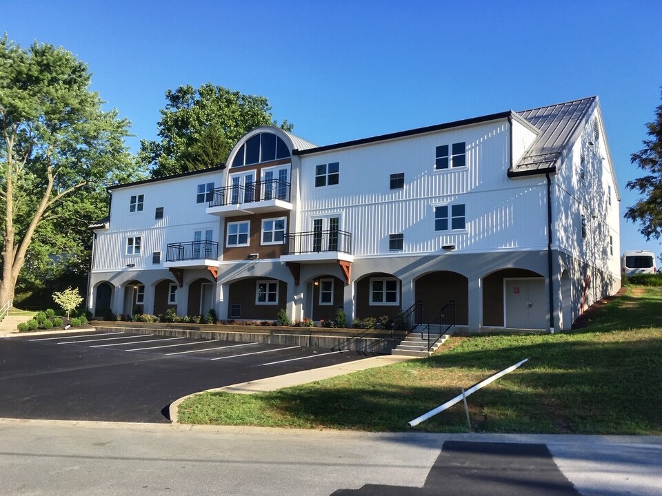 Highland Common/Primrose Lane in Mountville, PA - Foto de edificio