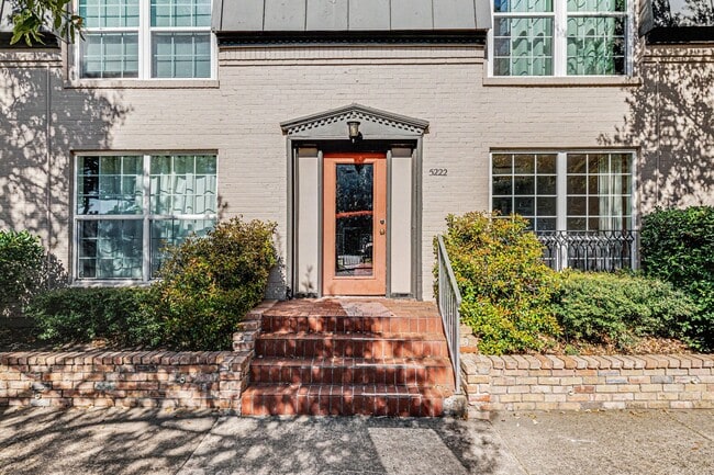 property at 5222 Fleetwood Oaks Ave