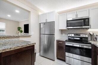 142 Brittany Terrace in Delray Beach, FL - Building Photo - Building Photo