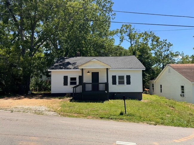 property at 1107 Myrtle St SW