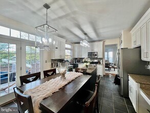 15000 Onan Ct in Gainesville, VA - Building Photo - Building Photo