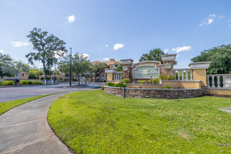 Villa Medici in Jacksonville, FL - Building Photo - Building Photo