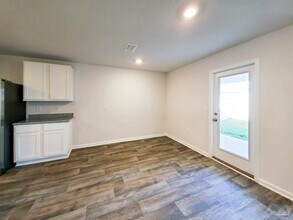 5586 Galahad Trl in Milton, FL - Building Photo - Building Photo