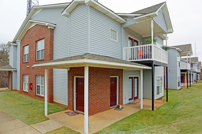 Crowne Pointe in Tuscaloosa, AL - Foto de edificio - Building Photo