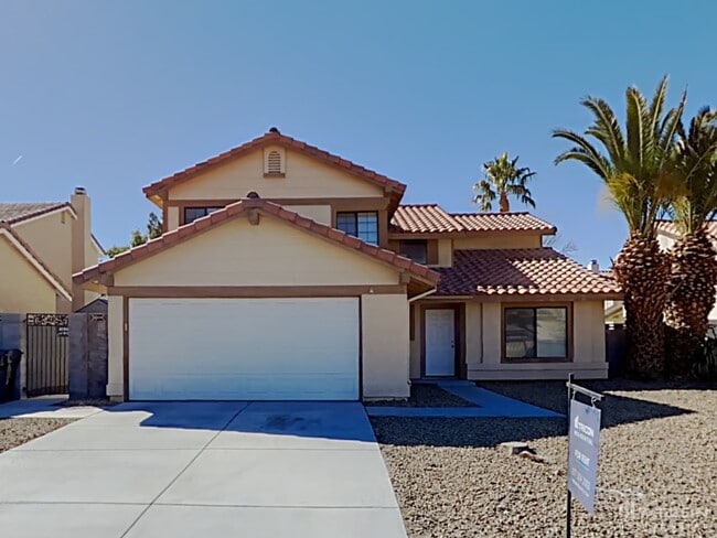 2343 Lone Pine Dr in Henderson, NV - Building Photo - Building Photo