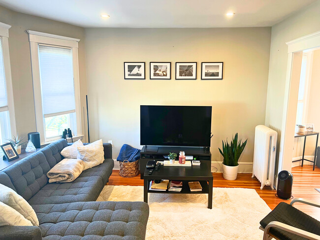 21 Oakland St, Unit 21