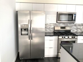 Full 4BR Units + Co-Living Available in Los Angeles, CA - Building Photo - Building Photo