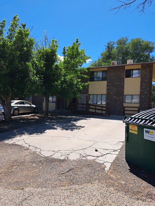 495 1/2 32 1/8 Rd, Unit #3 in Clifton, CO - Building Photo