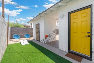 1407 E McKinley St in Phoenix, AZ - Foto de edificio - Building Photo