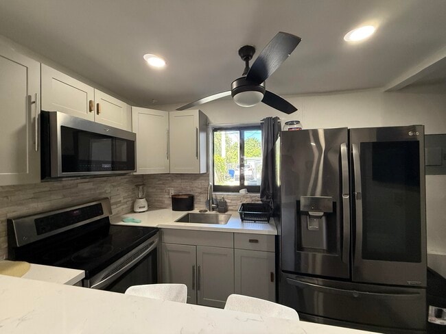 168 NW 53rd St in Miami, FL - Building Photo - Building Photo