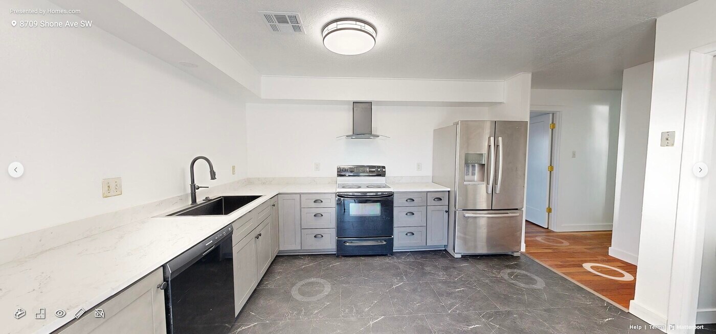 8709 Shone Ave SW in Albuquerque, NM - Building Photo