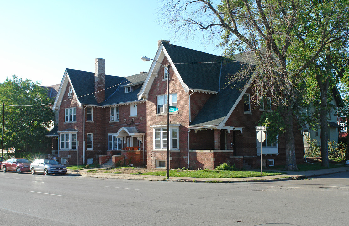 3819 Farnam St in Omaha, NE - Building Photo