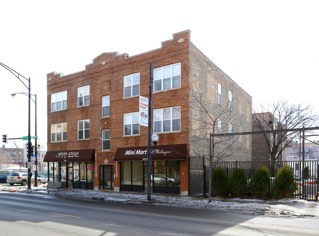 3001-3003 W Montrose Ave in Chicago, IL - Building Photo - Building Photo