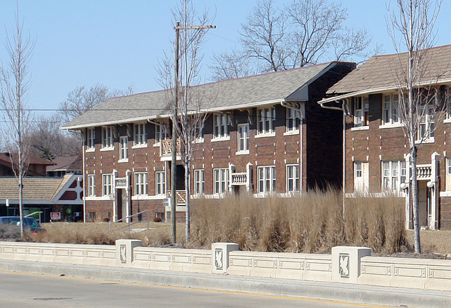 534 E 38th St in Indianapolis, IN - Building Photo - Building Photo