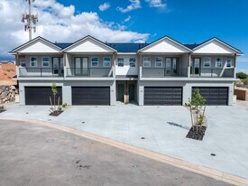 366 S Fitness Wy in Ivins, UT - Building Photo