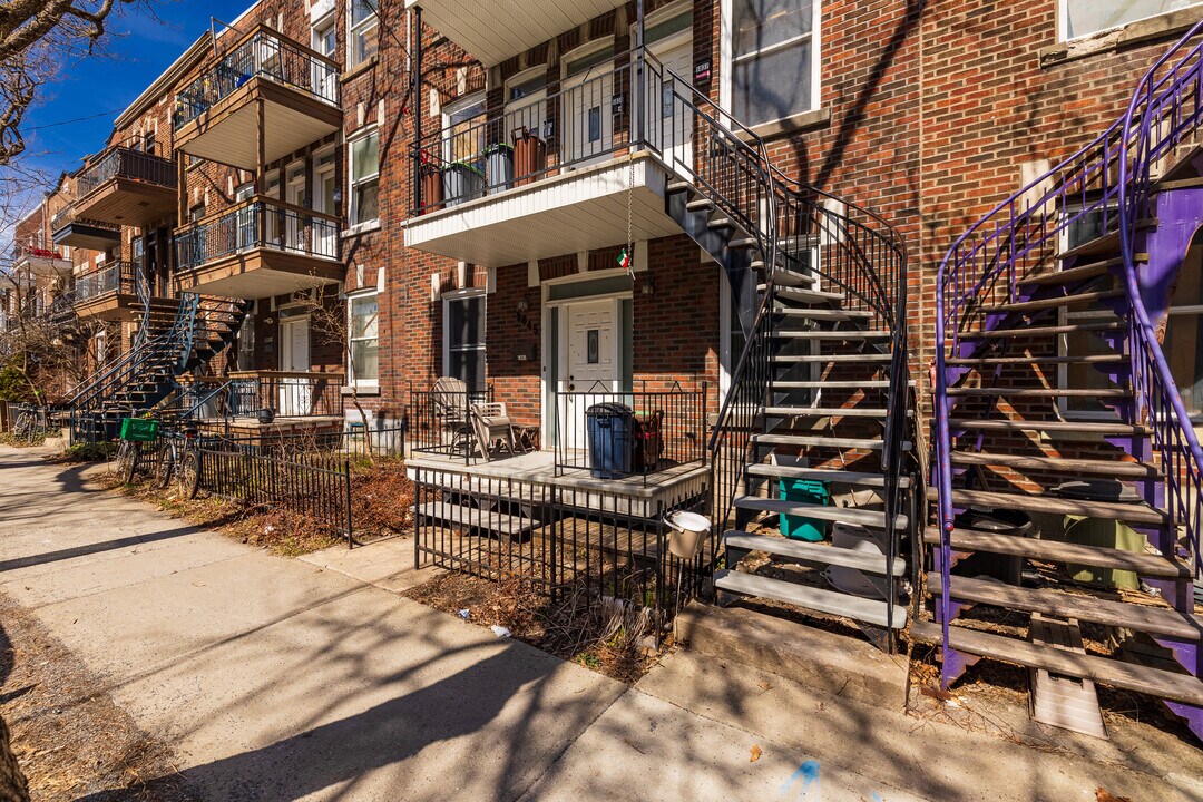 5837-5845 3E Av in Montréal, QC - Building Photo