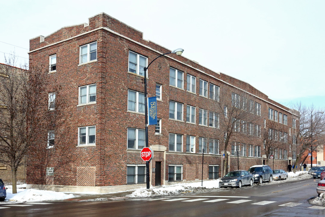 Park North in Chicago, IL - Building Photo