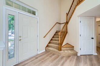 1208 Darnell Dr in Mundelein, IL - Building Photo - Building Photo