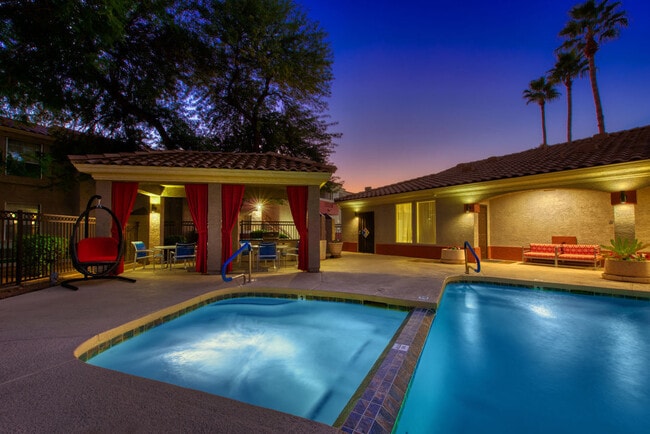 Envision in Mesa, AZ - Foto de edificio - Building Photo