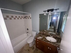 43 Polohina Ln in Lahaina, HI - Foto de edificio - Building Photo