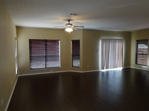 6001 Melanie Dr in Fort Worth, TX - Foto de edificio - Building Photo