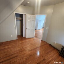 351 Hillside Ave in Hartford, CT - Building Photo - Building Photo