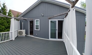 94 N Pearl St, Unit 94a in Mechanicville, NY - Building Photo - Building Photo
