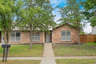 3354 Lanarc Dr in Plano, TX - Building Photo - Building Photo
