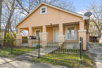 2514 E Archer St in Tulsa, OK - Building Photo - Building Photo