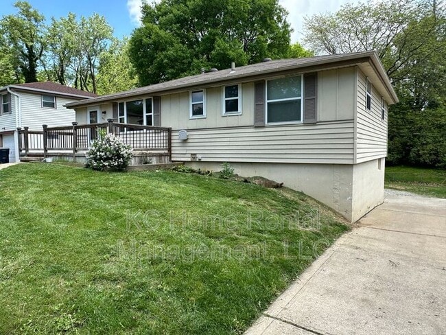 6931 N Pennsylvania Ave in Kansas City, MO - Building Photo - Building Photo