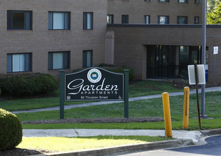 Garden Apartments in Greenville, SC - Foto de edificio - Building Photo
