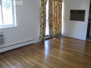 9 Chauncy St, Unit 6-4 in Cambridge, MA - Building Photo - Building Photo