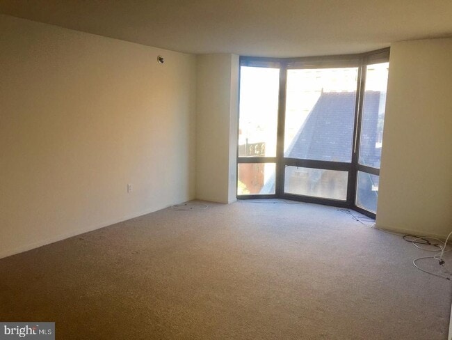 property at 2020 Walnut St