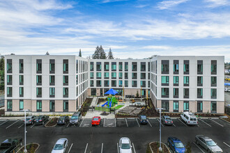 Cedar Rising in Aloha, OR - Building Photo - Building Photo