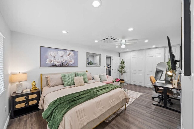 10983 Parkdale Ave, Unit SI ID1465001P in San Diego, CA - Foto de edificio - Building Photo