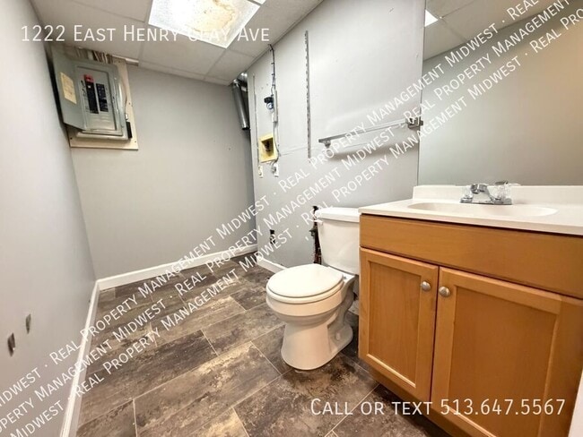 property at 1222 E Henry Clay Ave